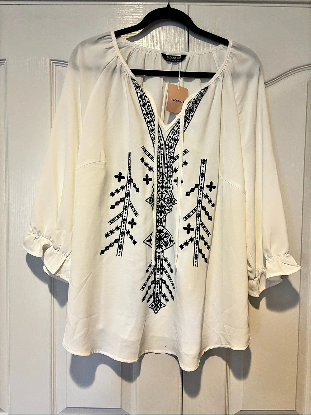 Bloomchic Floral Embroidered Tie Knot Lantern Sleeve Blouse Tunic White & Black